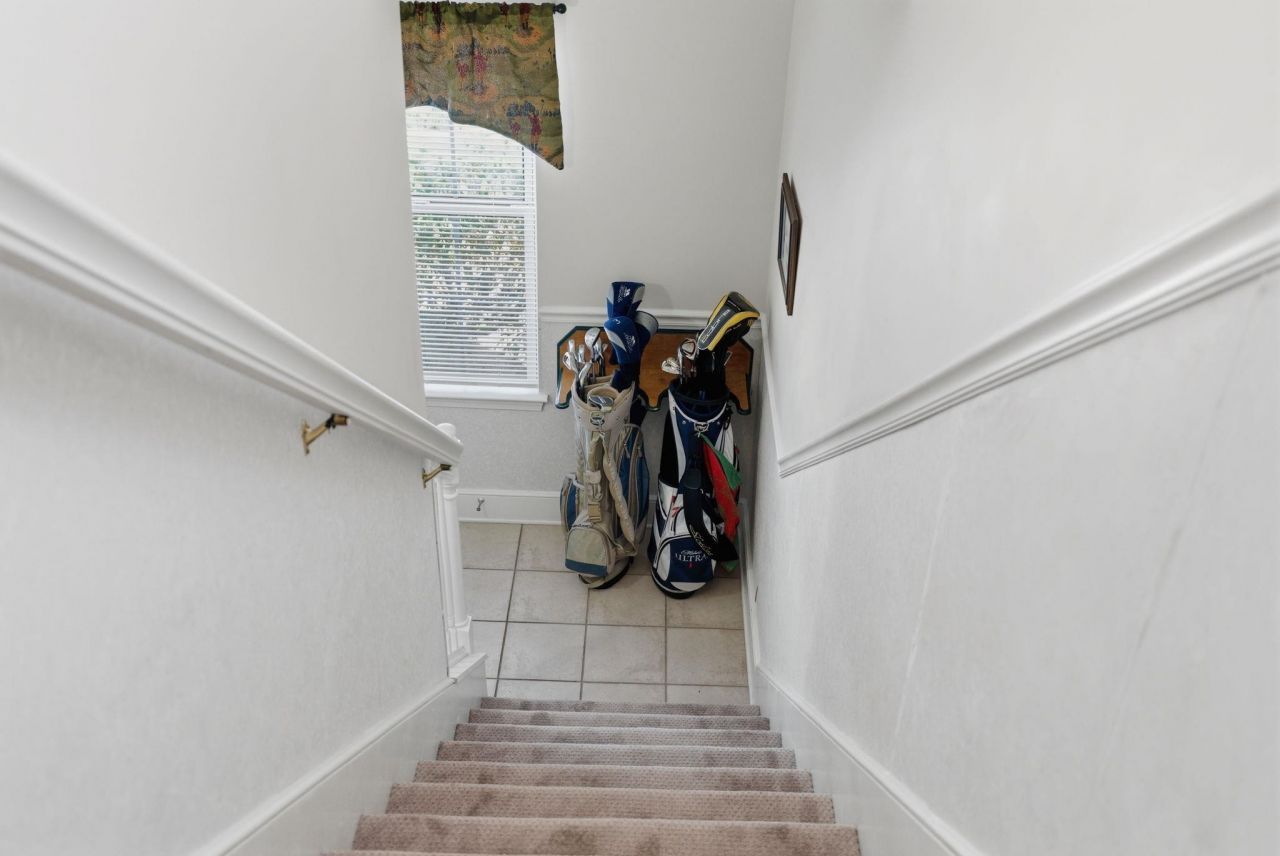 4528 Girvan Dr.  Photo 31