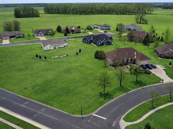 104 Waterford Drive, Bucyrus, OH 44820