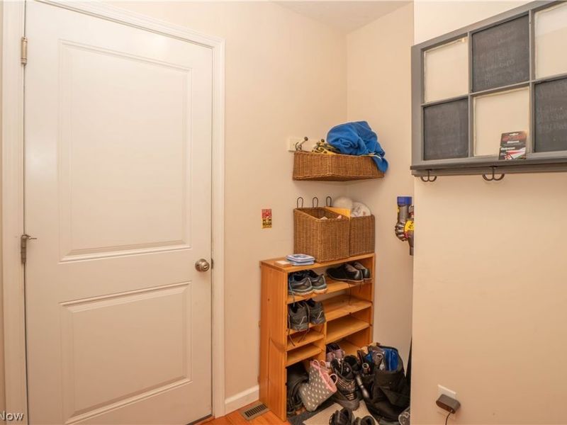 6525 Pine Bluff Avenue NE, Canton, OH 44721 Photo 16