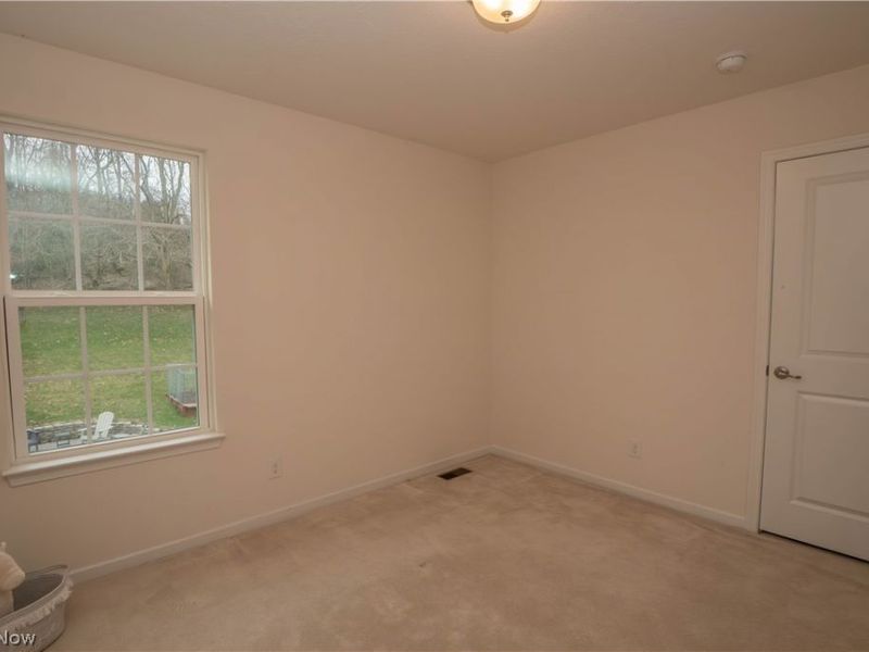 6525 Pine Bluff Avenue NE, Canton, OH 44721 Photo 25