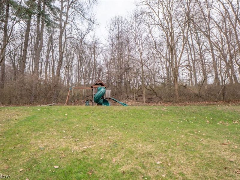 6525 Pine Bluff Avenue NE, Canton, OH 44721 Photo 37