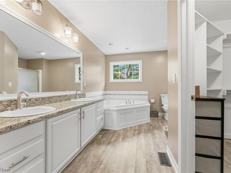 2287 McGinty Road NW, North Canton, OH 44720 Photo 28