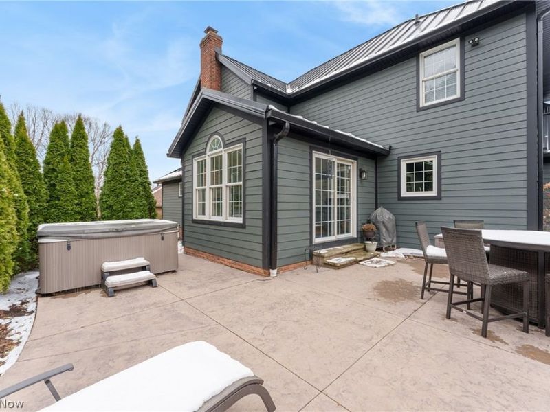 2287 McGinty Road NW, North Canton, OH 44720 Photo 3