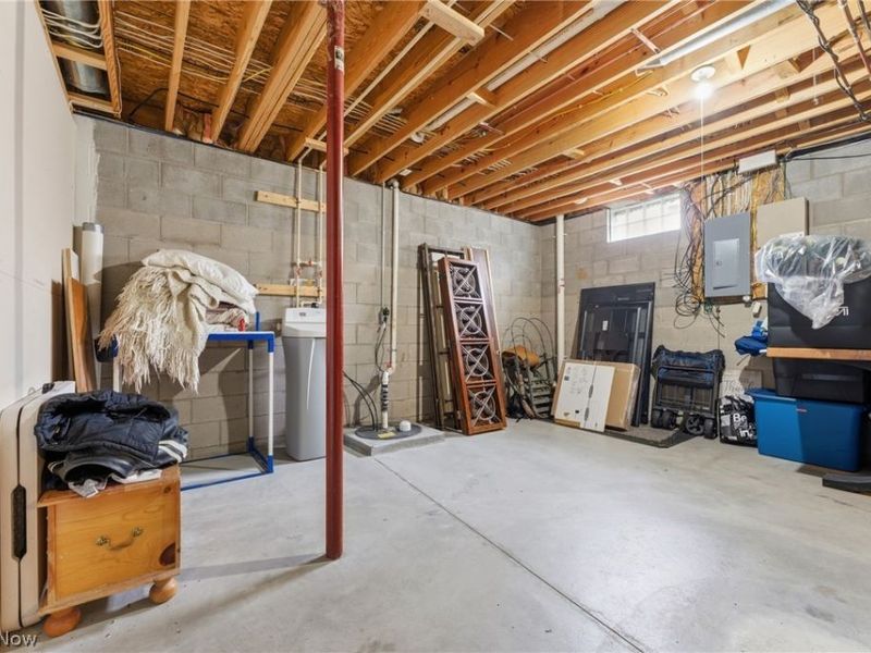 2287 McGinty Road NW, North Canton, OH 44720 Photo 38