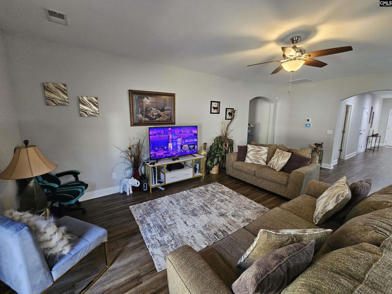 114 Tall Pines Road Photo 4