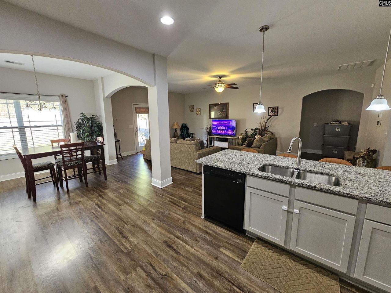 114 Tall Pines Road Photo 9