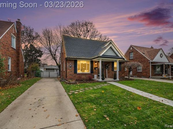 2623 Venice Street, Dearborn, MI 48124
