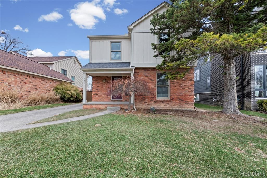 2635 Dorchester Road, Birmingham, MI 48009 Main Photo