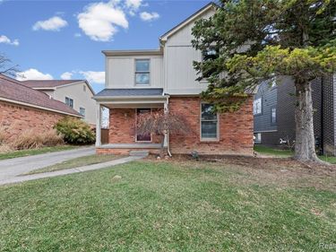 2635 Dorchester Road, Birmingham, MI 48009