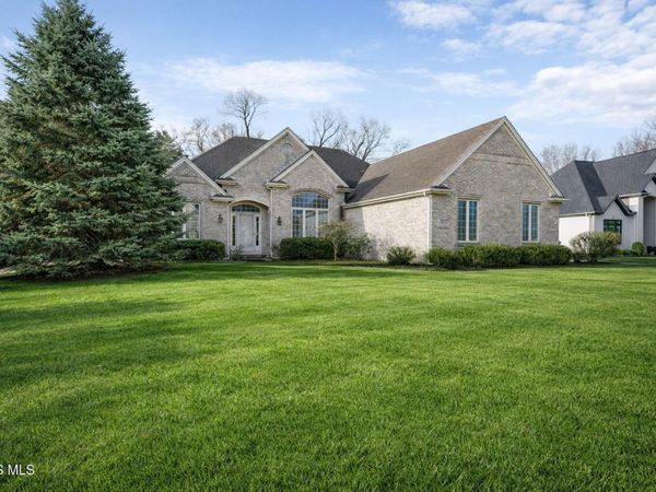 8147 S Bridge Way, Maumee, OH 43537