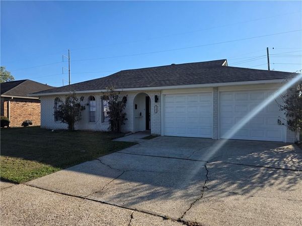 2108 S GLENCOVE Lane , Terrytown, LA 70056