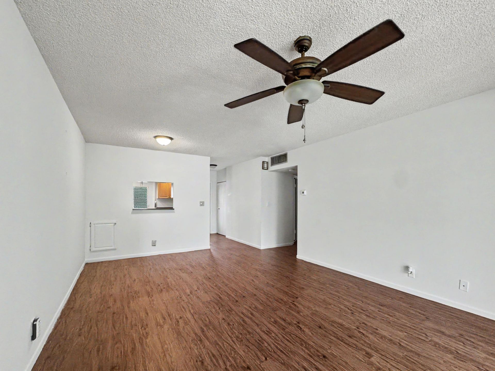 5171 W Oakland Park Boulevard, Unit 110, Lauderdale Lakes, FL 33313 Photo