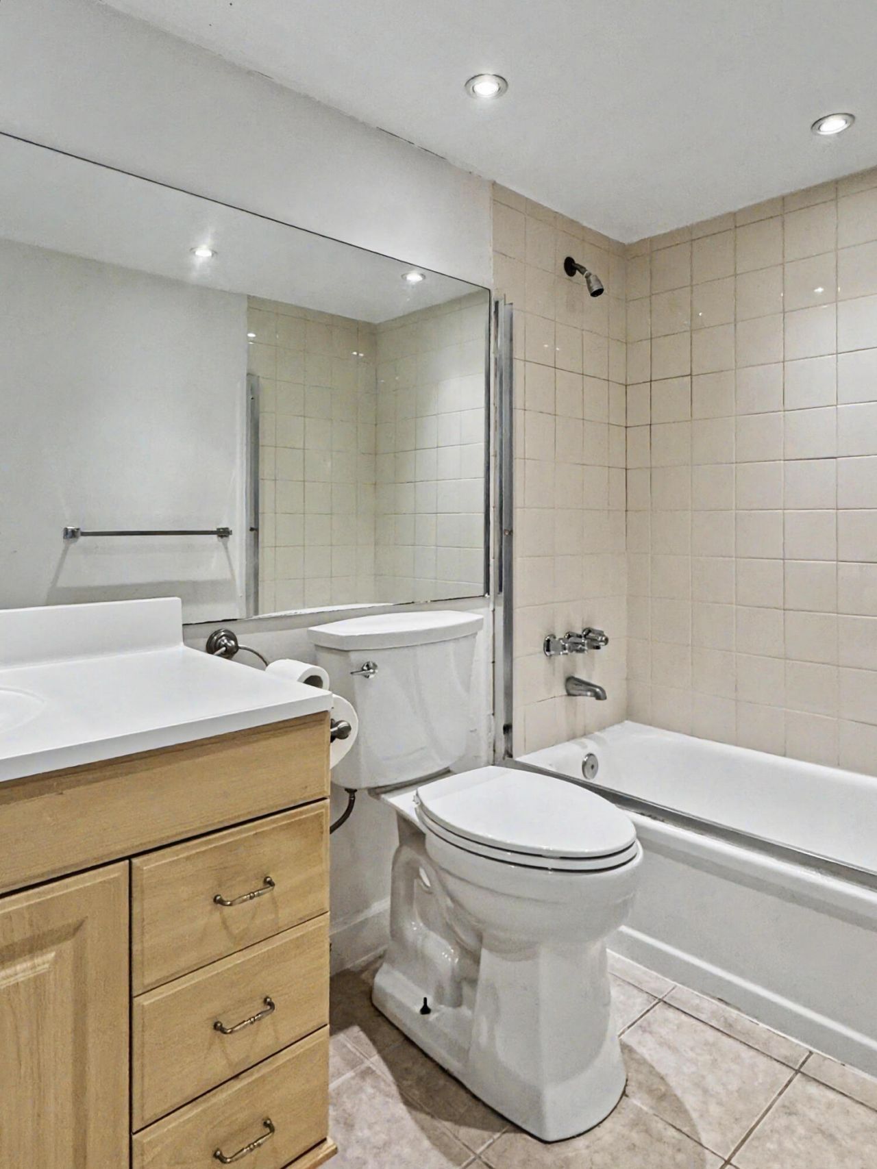 5171 W Oakland Park Boulevard, Unit 110, Lauderdale Lakes, FL 33313 Photo