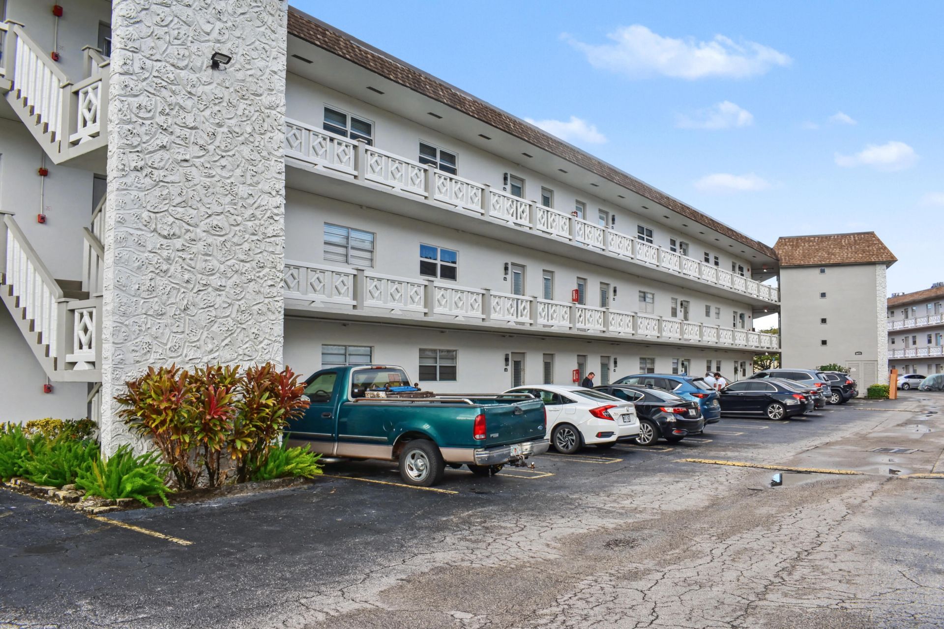 5171 W Oakland Park Boulevard, Unit 110, Lauderdale Lakes, FL 33313 Photo