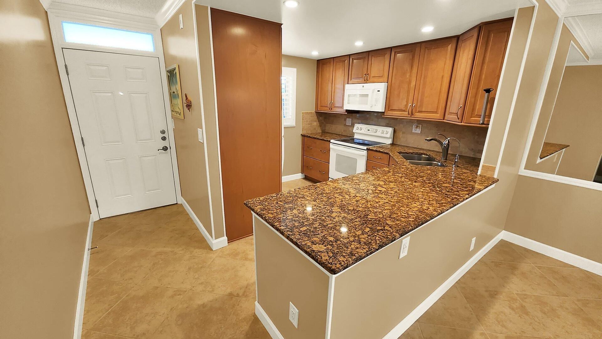 1541 S Ocean Boulevard, Unit 211, Pompano Beach, FL 33062 Photo