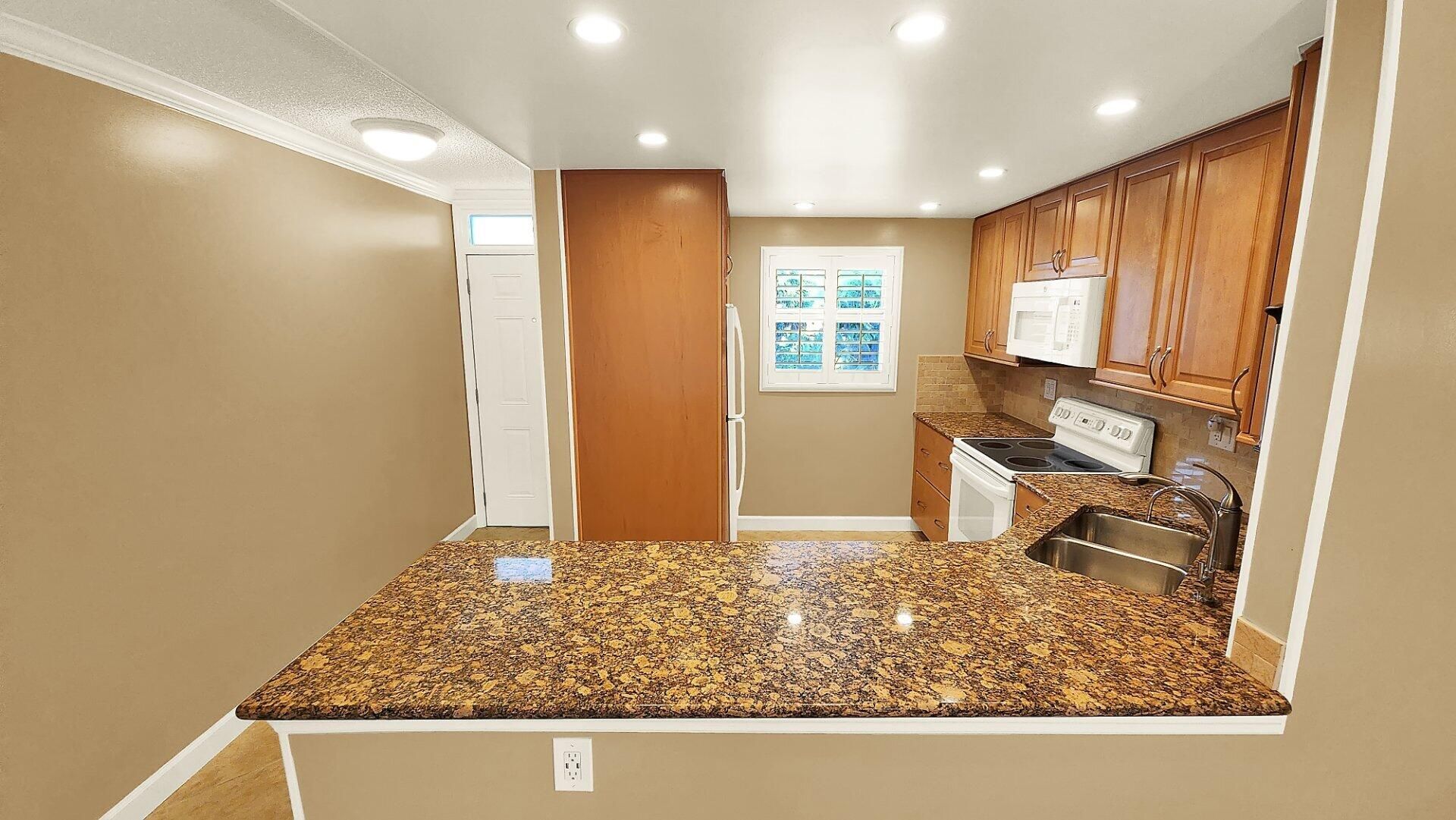 1541 S Ocean Boulevard, Unit 211, Pompano Beach, FL 33062 Photo