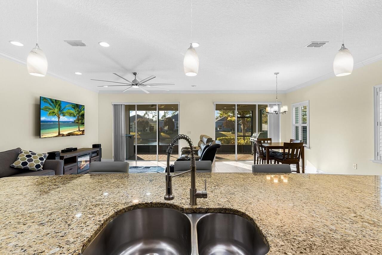 111 Sandcrest Circle, Sebastian, FL 32958 Photo