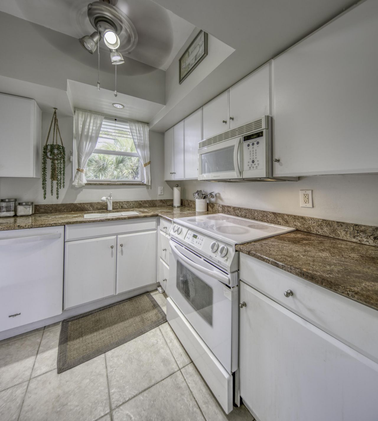 3030 S Ocean Boulevard, Unit 328, Palm Beach, FL 33480 Photo