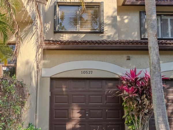 10527 NW 10th, Unit B-130, Plantation, FL 33322