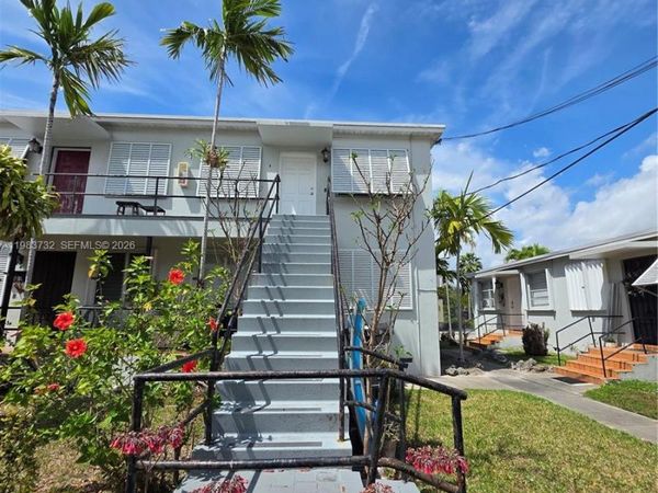 57 Esplanade Dr , Unit 71D, Miami Springs, FL 33166