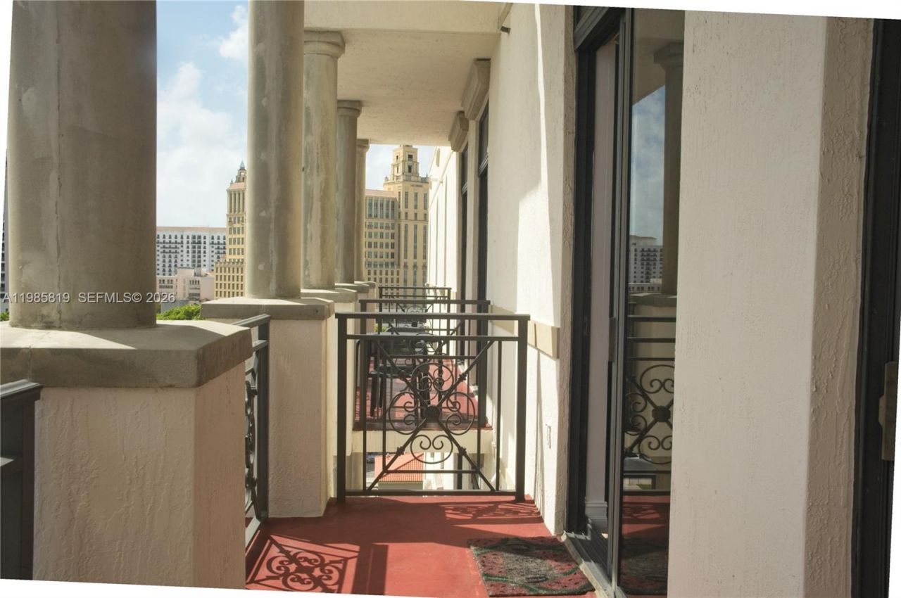 1805 Ponce De Leon Blvd, Unit 823, Coral Gables, FL 33134 Photo