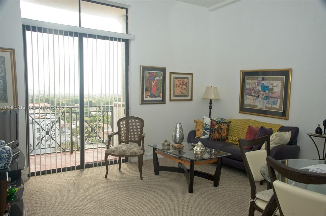 1805 Ponce De Leon Blvd, Unit 823, Coral Gables, FL 33134 Photo