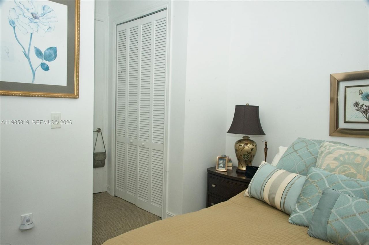 1805 Ponce De Leon Blvd, Unit 823, Coral Gables, FL 33134 Photo