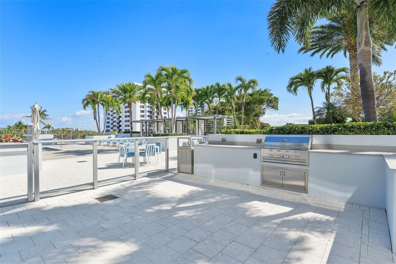 3 Water Club Way, Unit 1401, North Palm Beach, FL 33408 Photo