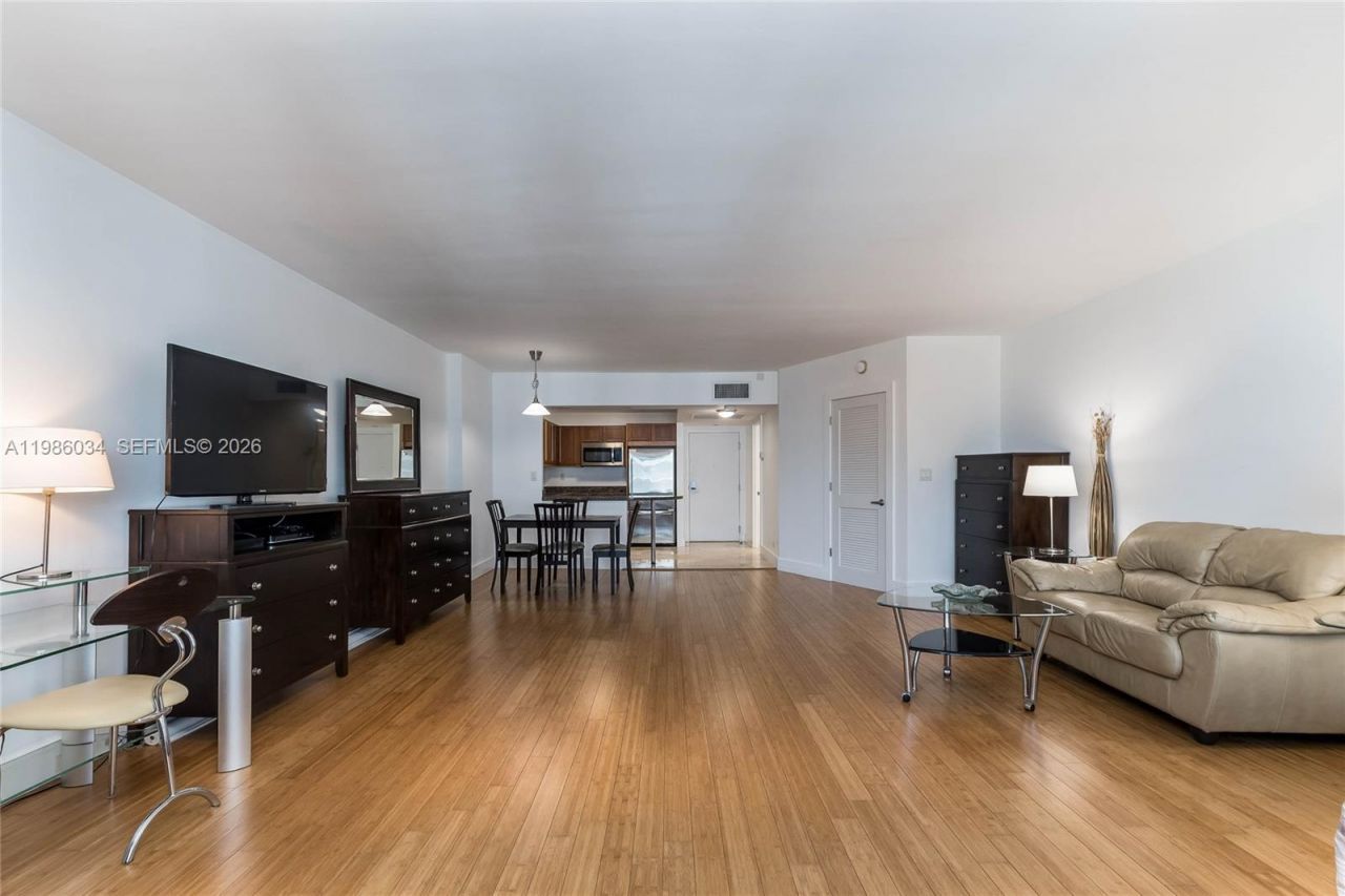 2301 Collins Ave, Unit 1512, Miami Beach, FL 33139 Photo