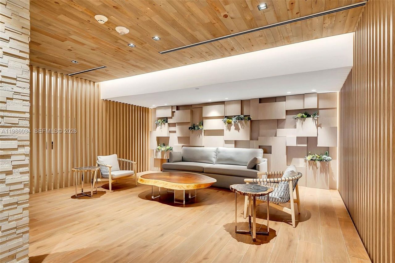 2301 Collins Ave , Unit 1512, Miami Beach, FL 33139 Photo