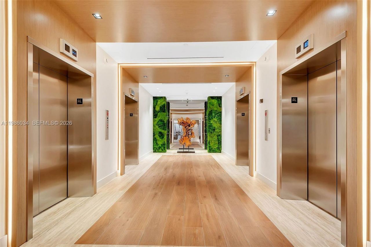 2301 Collins Ave, Unit 1512, Miami Beach, FL 33139 Photo
