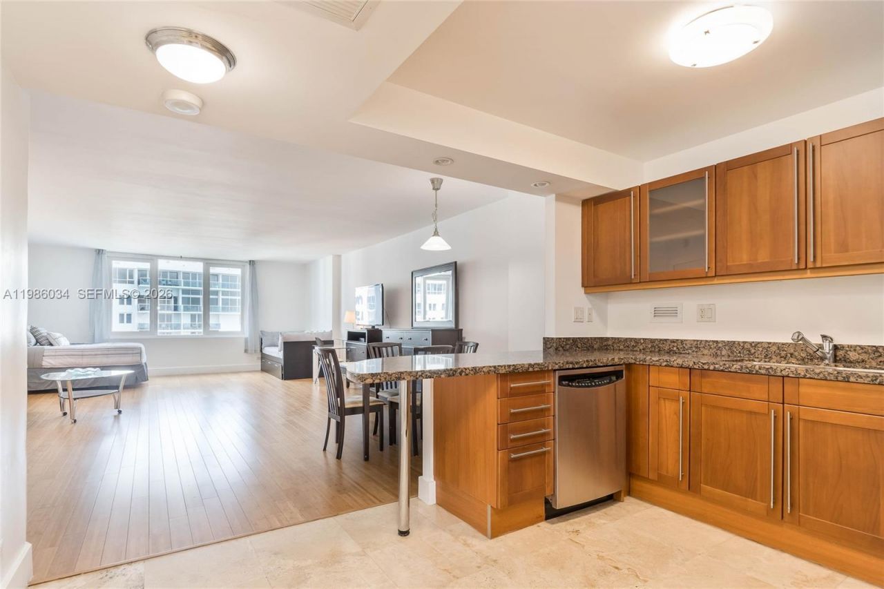 2301 Collins Ave, Unit 1512, Miami Beach, FL 33139 Photo
