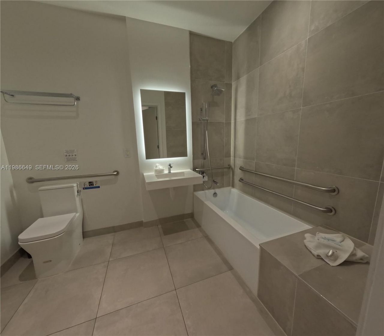 239 SW 9th St , Unit 508, Miami, FL 33130 Photo