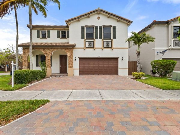 11497 SW 242nd St, Homestead, FL 33032