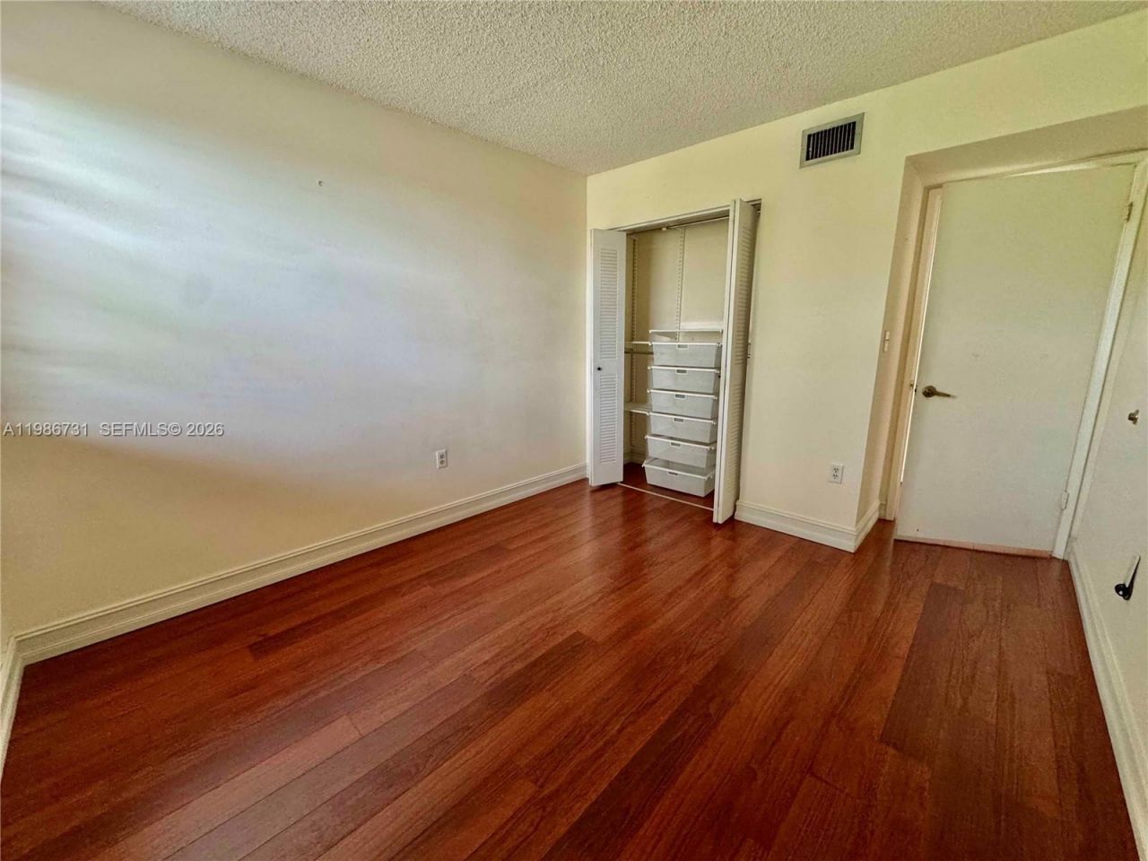 9731 Fontainebleau Blvd, Unit F306, Miami, FL 33172 Photo