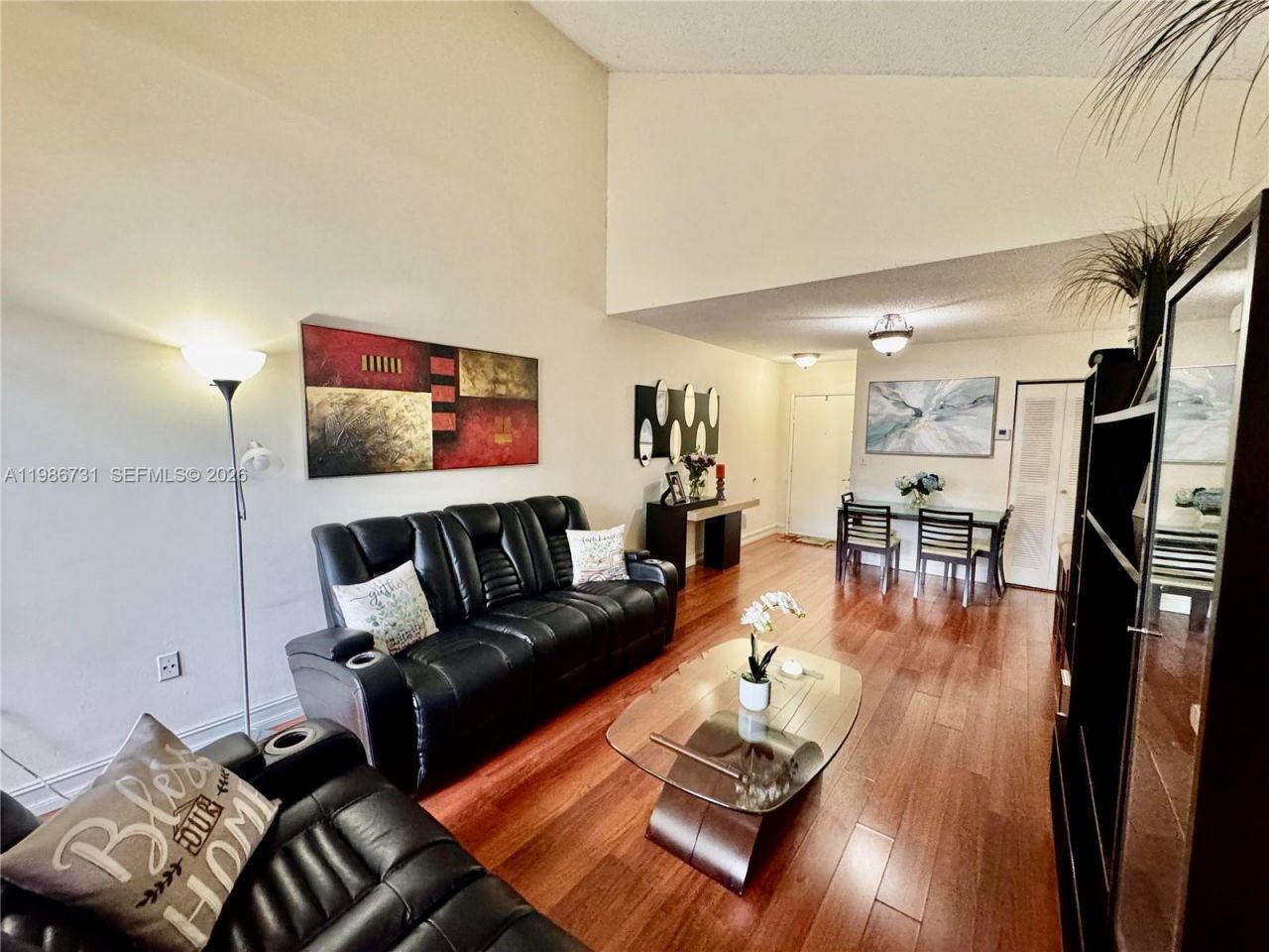 9731 Fontainebleau Blvd , Unit F306, Miami, FL 33172 Photo