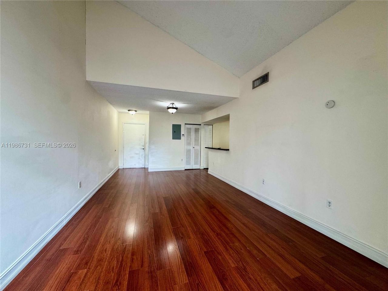 9731 Fontainebleau Blvd, Unit F306, Miami, FL 33172 Photo
