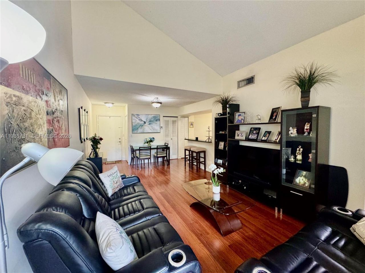 9731 Fontainebleau Blvd , Unit F306, Miami, FL 33172 Photo