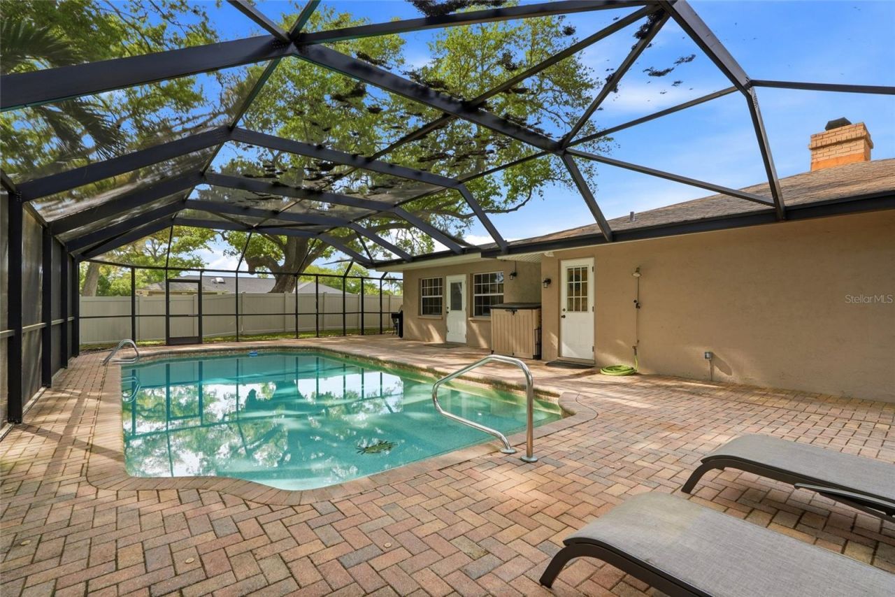 2207 Willowbrook Dr, Clearwater, FL 33764 Photo