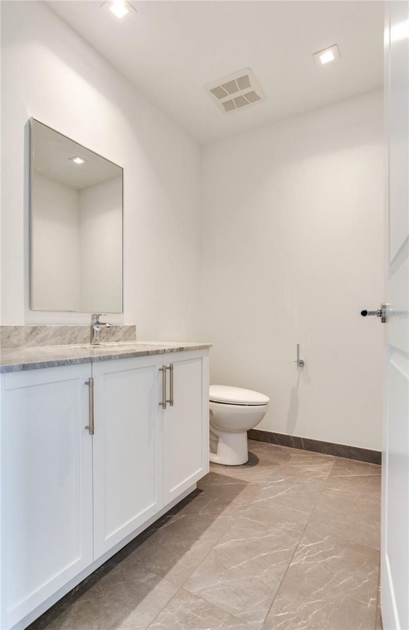 3015 S Ysabella Avenue, Unit 2401, Tampa, FL 33629 Photo