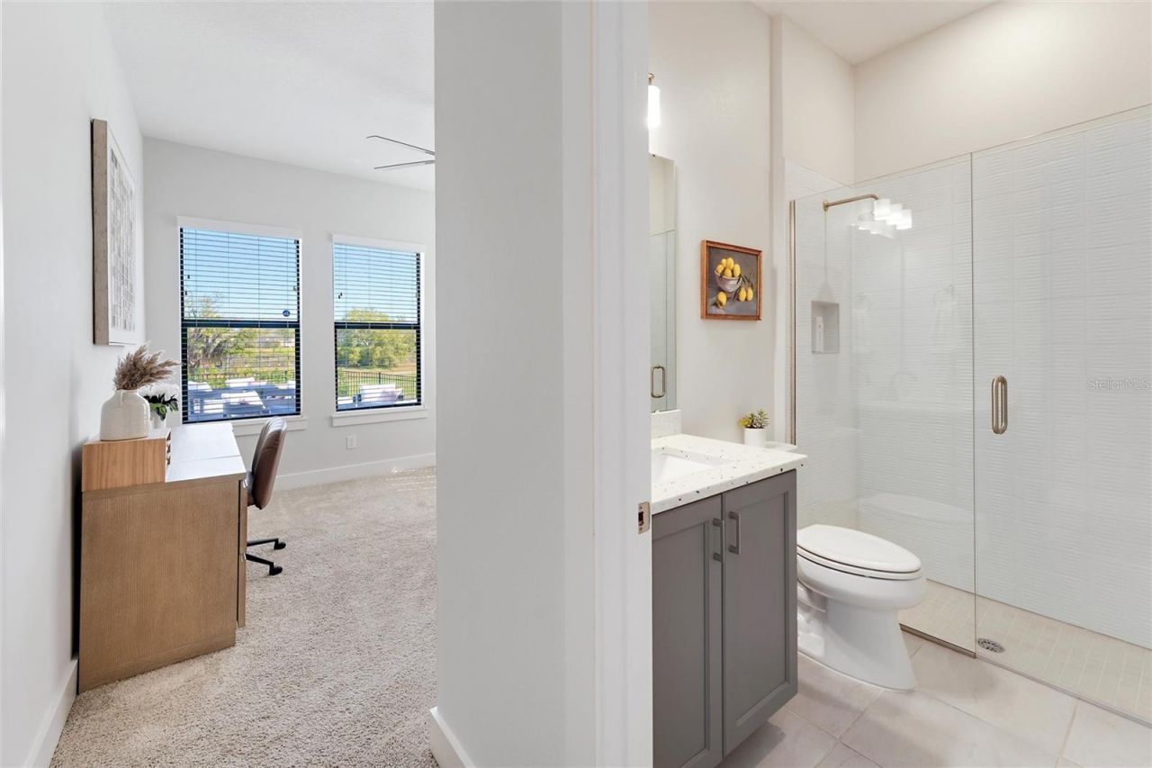 31778 Red Tail Boulevard, Sorrento, FL 32776 Photo