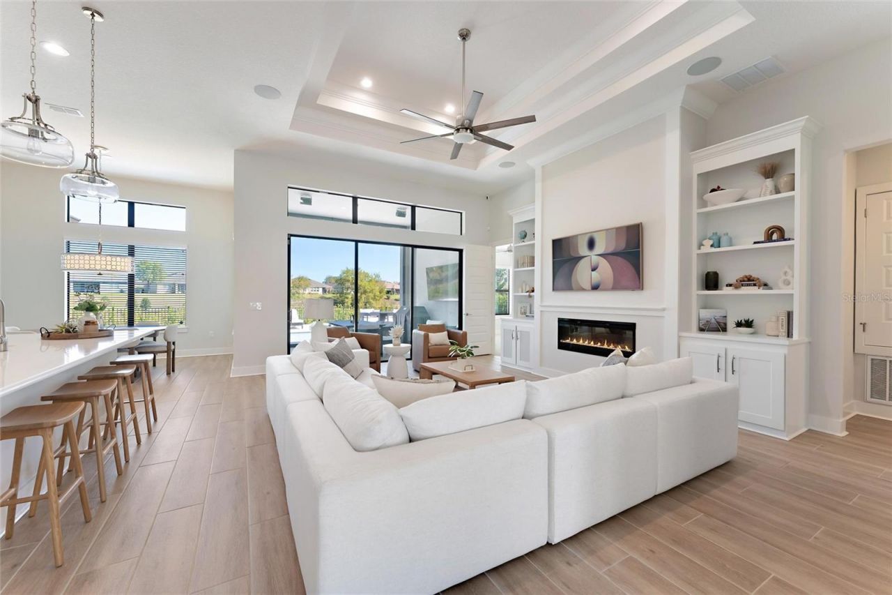 31778 Red Tail Boulevard, Sorrento, FL 32776 Photo