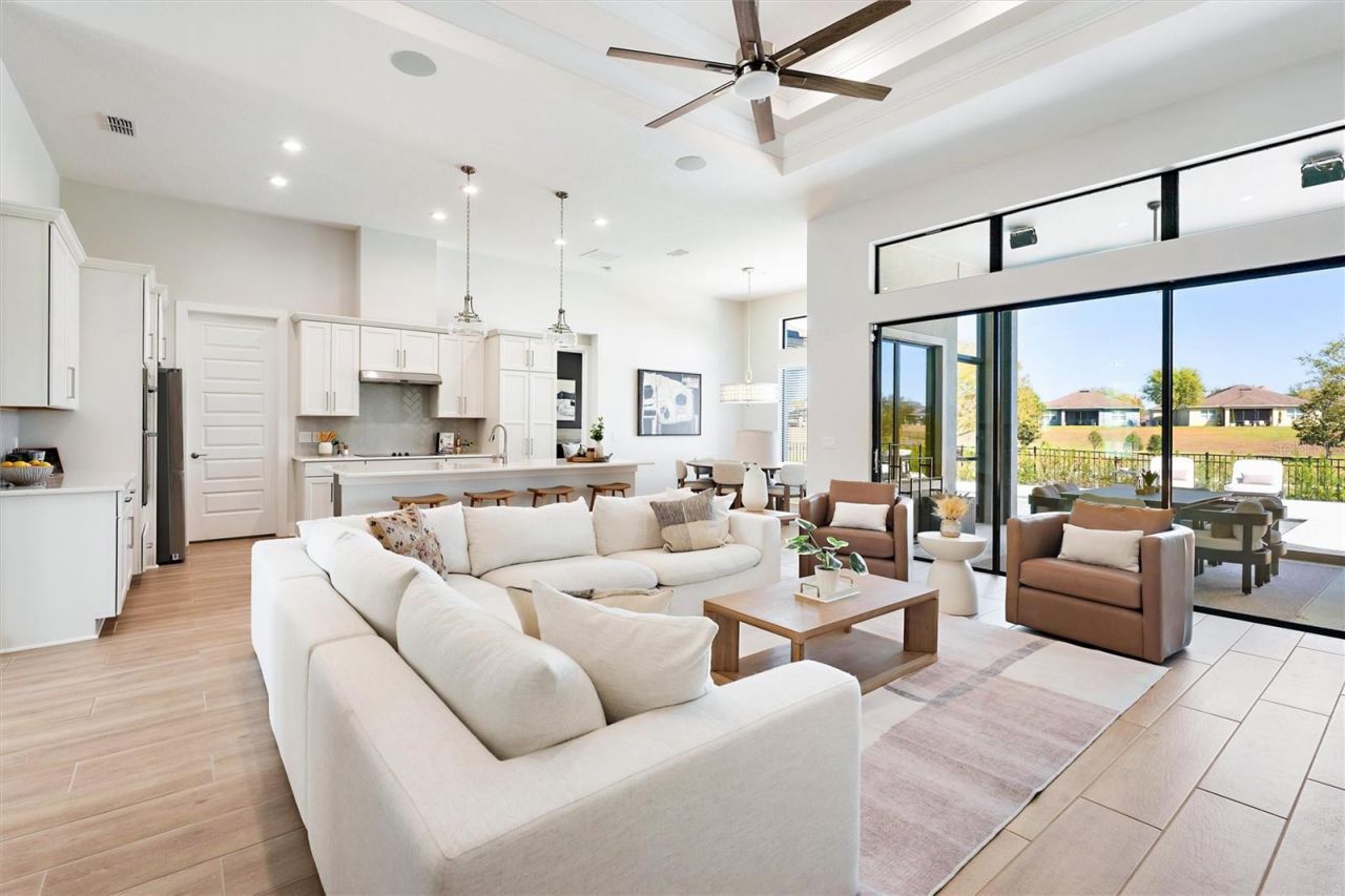 31778 Red Tail Boulevard, Sorrento, FL 32776 Photo