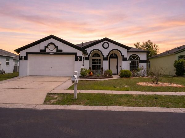 1950 FOLKSTONE PLACE, WESLEY CHAPEL, FL 33543