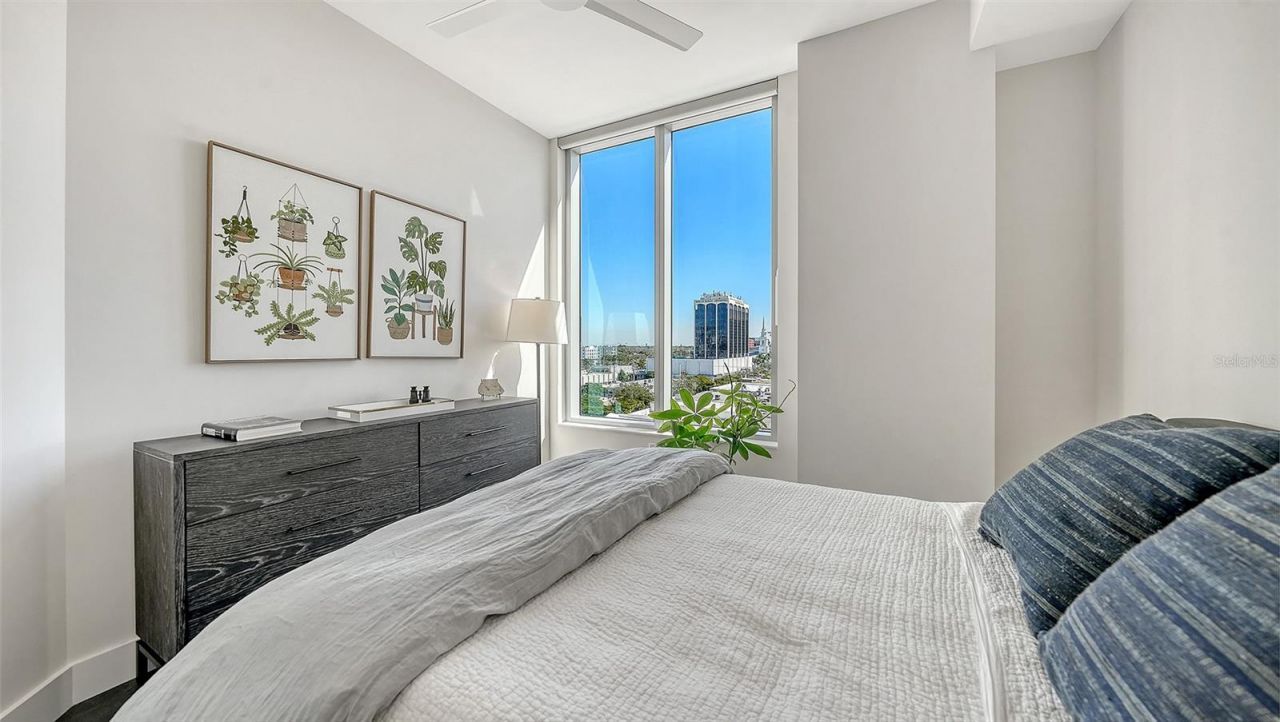 111 S Pineapple Avenue, Unit 601, Sarasota, FL 34236 Photo