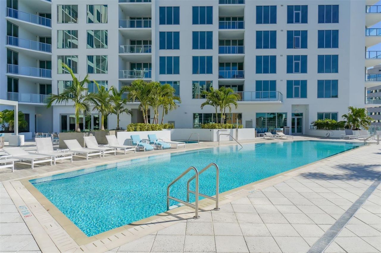 111 S Pineapple Avenue, Unit 601, Sarasota, FL 34236 Photo