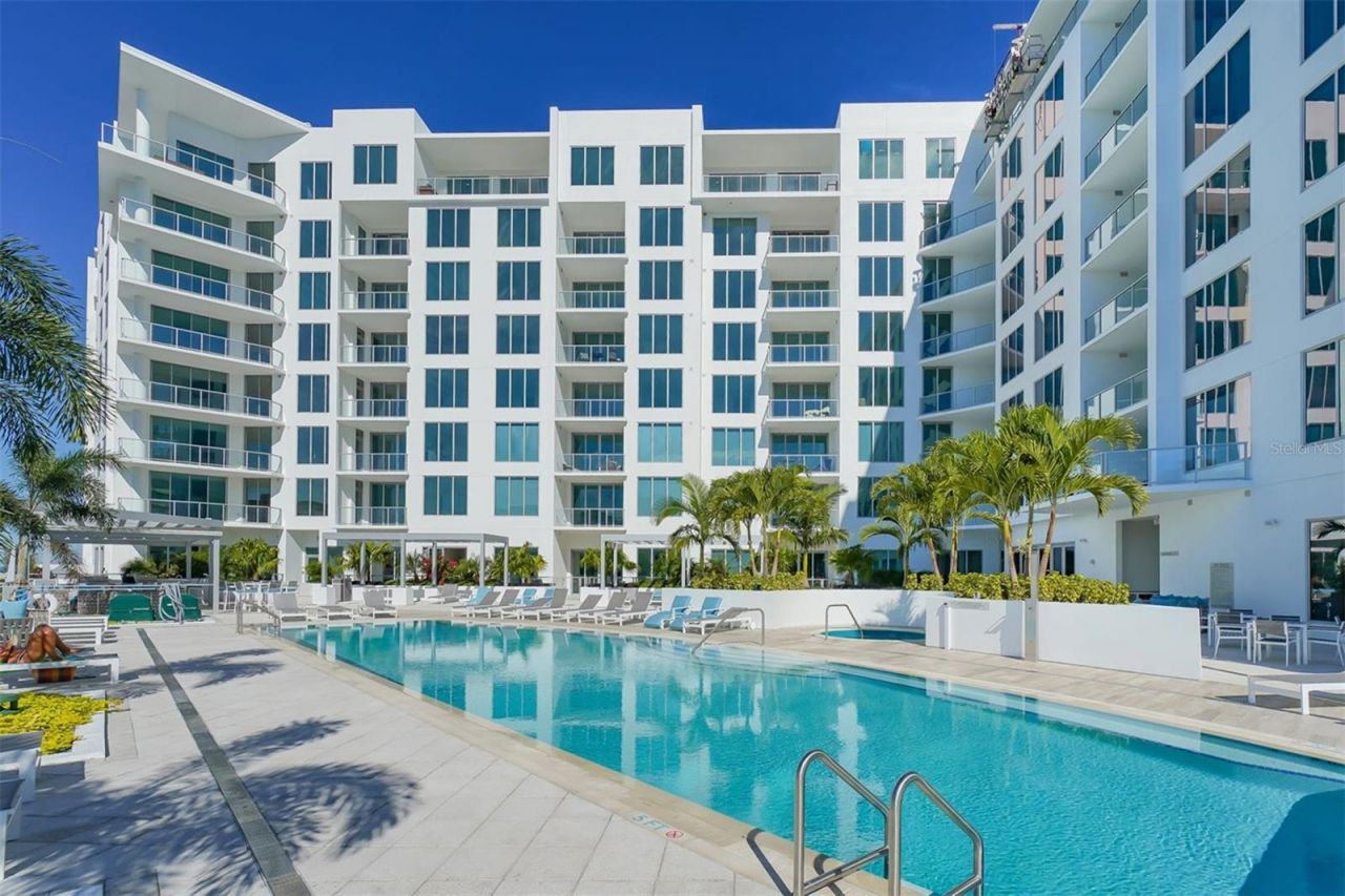 111 S Pineapple Avenue, Unit 601, Sarasota, FL 34236 Photo