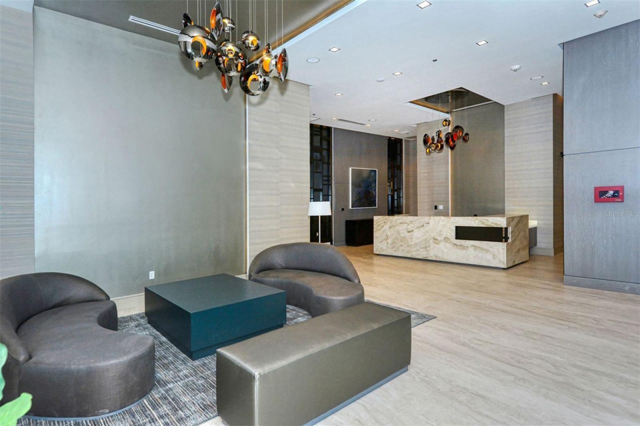 111 S Pineapple Avenue, Unit 601, Sarasota, FL 34236 Photo