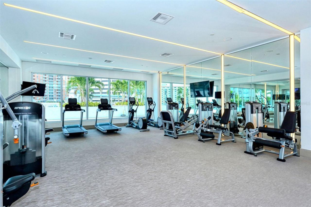 111 S Pineapple Avenue, Unit 601, Sarasota, FL 34236 Photo