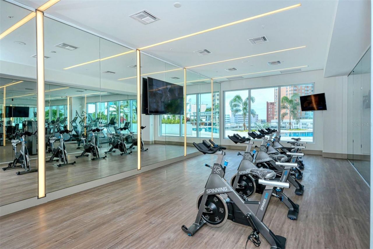 111 S Pineapple Avenue, Unit 601, Sarasota, FL 34236 Photo
